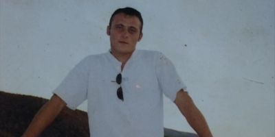 Cum se plimba in libertate un criminal care a ucis cu sange rece un adolescent acum 10 ani in Spania