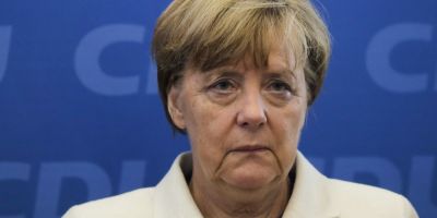 Angela Merkel recunoaste ca printre refugiati au fost introdusi teroristi in mod clandestin in Europa