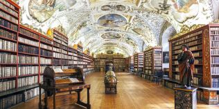 Cum arata una dintre cele mai frumoase biblioteci din Europa, adapostita intre zidurile unei manastiri
